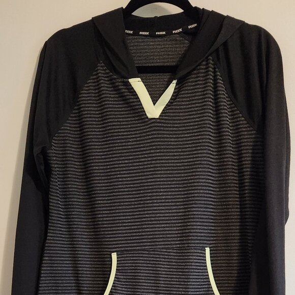 Reebok lightweight long sleeve hoodie - Picture 1 of 7